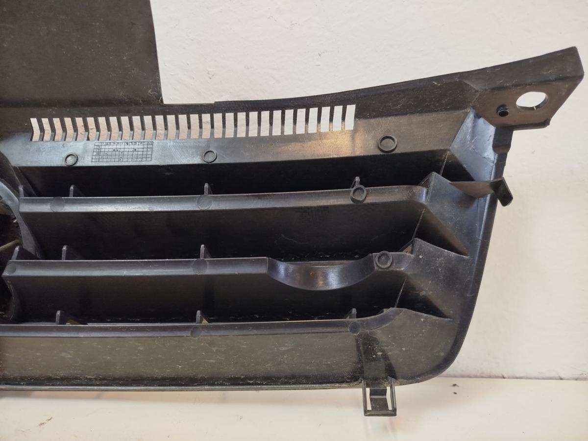 VW Polo 9N 9N1 Grill K&uuml;hlergrill Frontgrill mit VW Logo OEM Originalteil