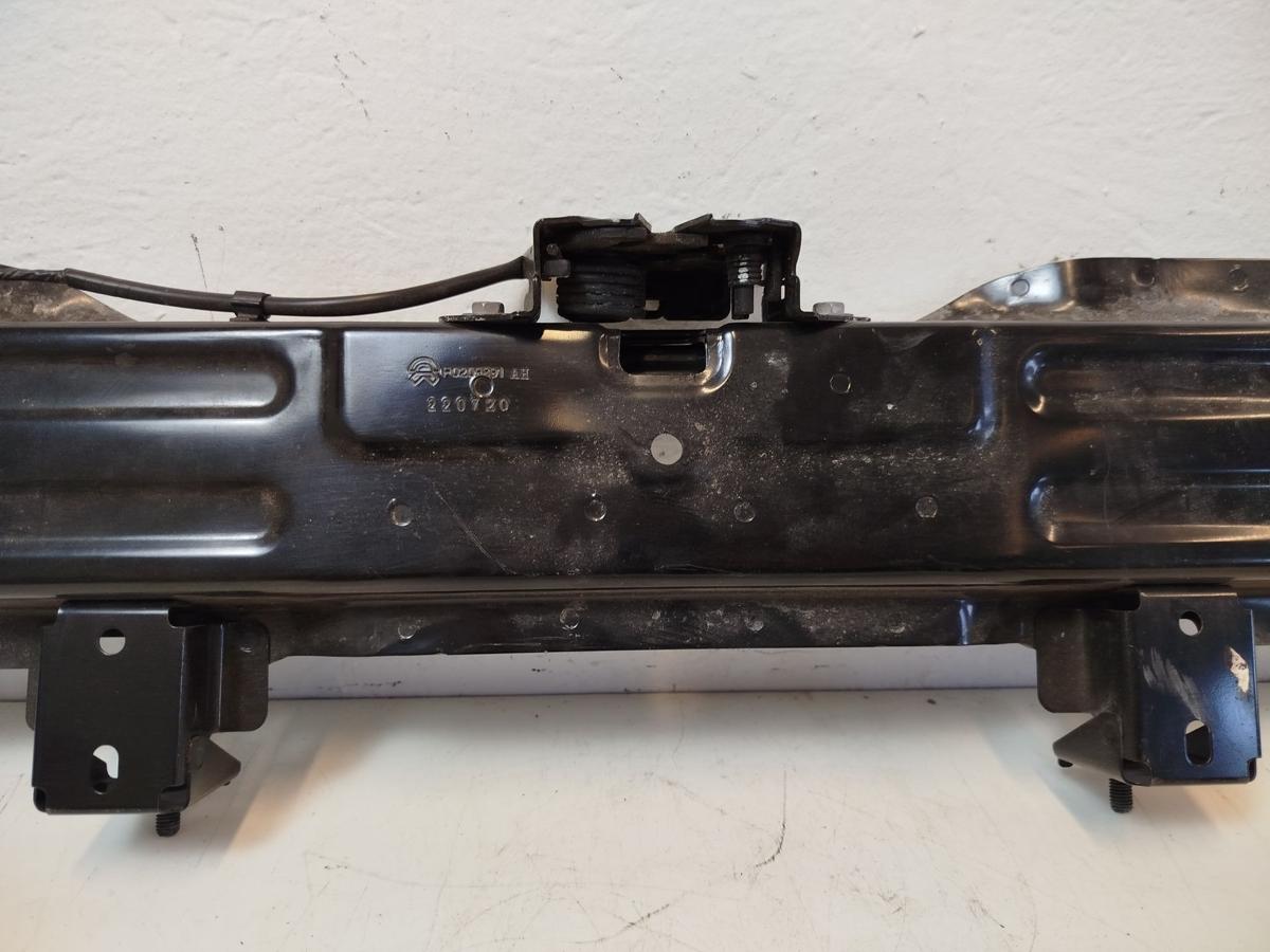 NIO ET7 Elektro Schlosstr&auml;ger Frontblech oben Haubenschloss Motorhaubenschloss