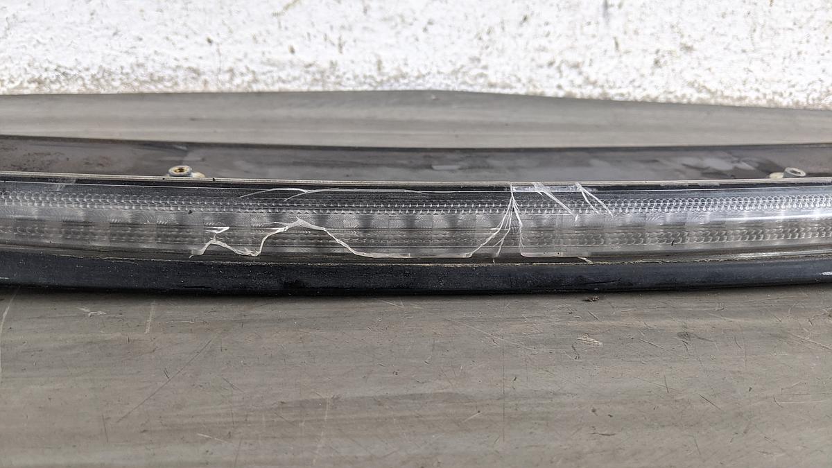 BMW 3er E46 Touring LCI Dachspoiler Bremsleuchte 8235987