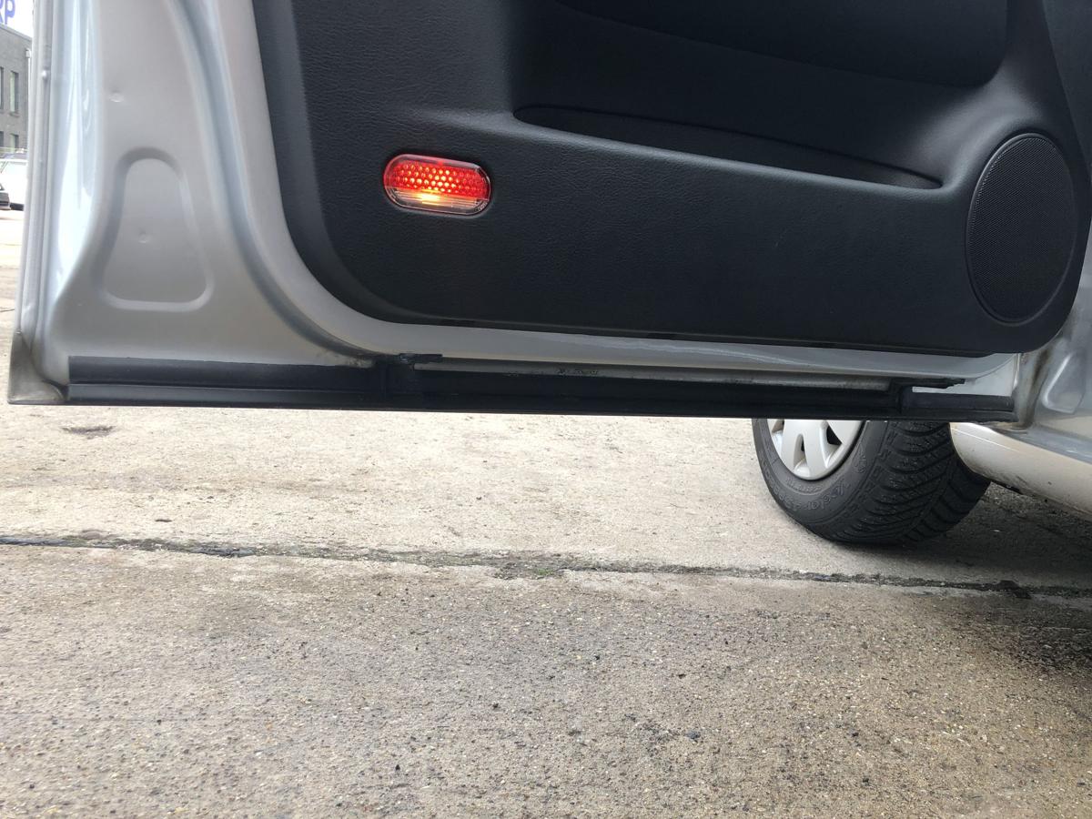 VW Golf 4 1J Bora T&uuml;r vorn links Fahrert&uuml;r im Rohbau auch Variant LA7W silber