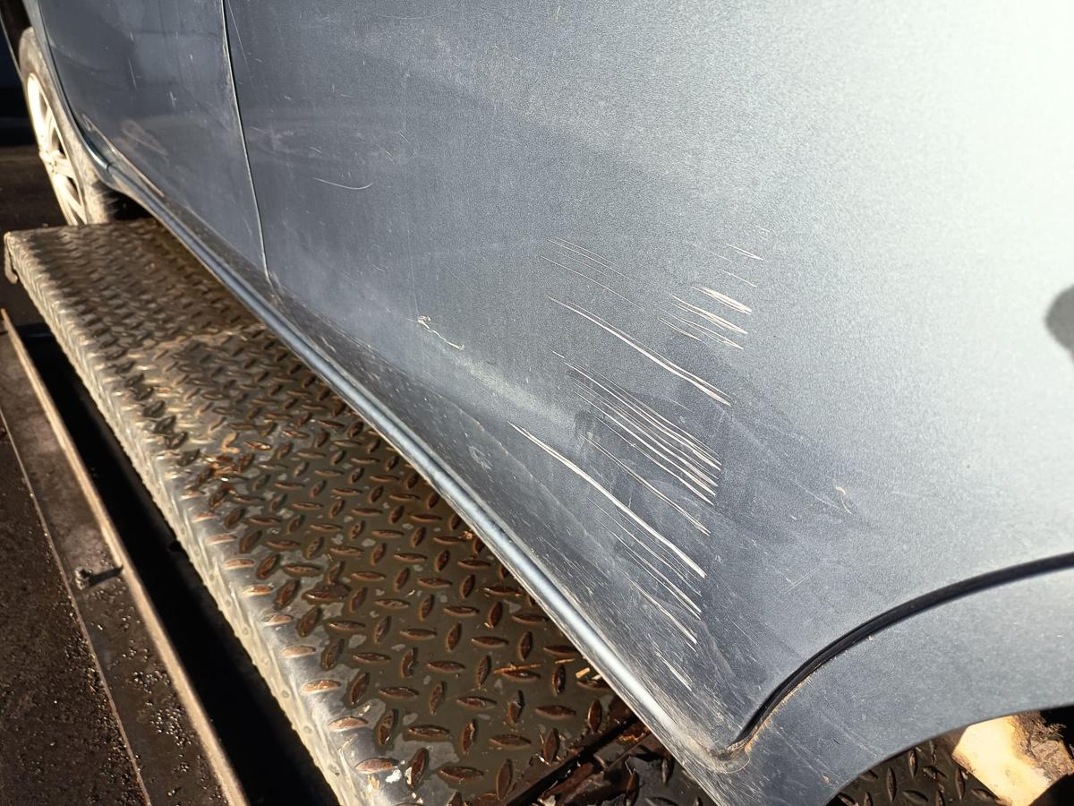 Nissan Micra K13 orig T&uuml;r hinten links 5trg Fahrerseite FAA Green bis Bj 2013