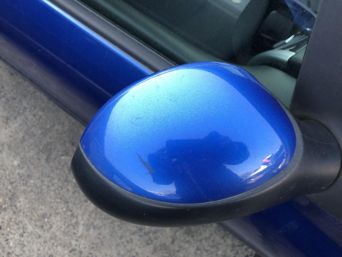 Peugeot 206+ Au&szlig;enspiegel rechts Seitenspiegel manuelle Verstellung Spiegel KGS