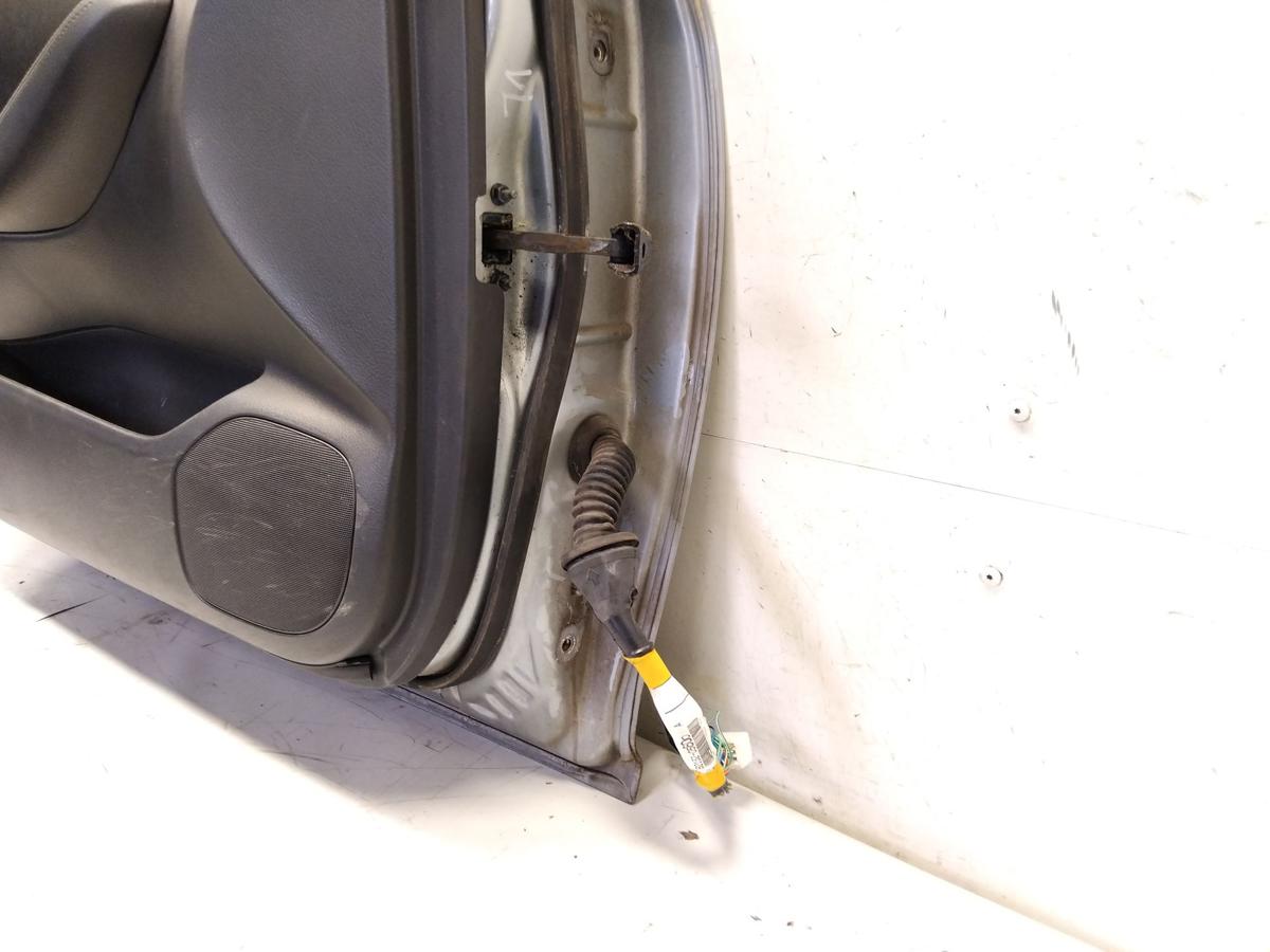 Toyota Avensis T25 Tür vorn links Fahrertür 1F8 Granitsilber Metallic BJ2008