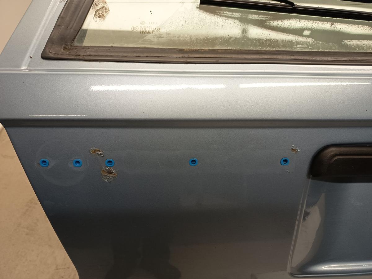 VW Passat Variant 32B Bj 1987 original Heckklappe mit Scheibe LD5U Hellblau