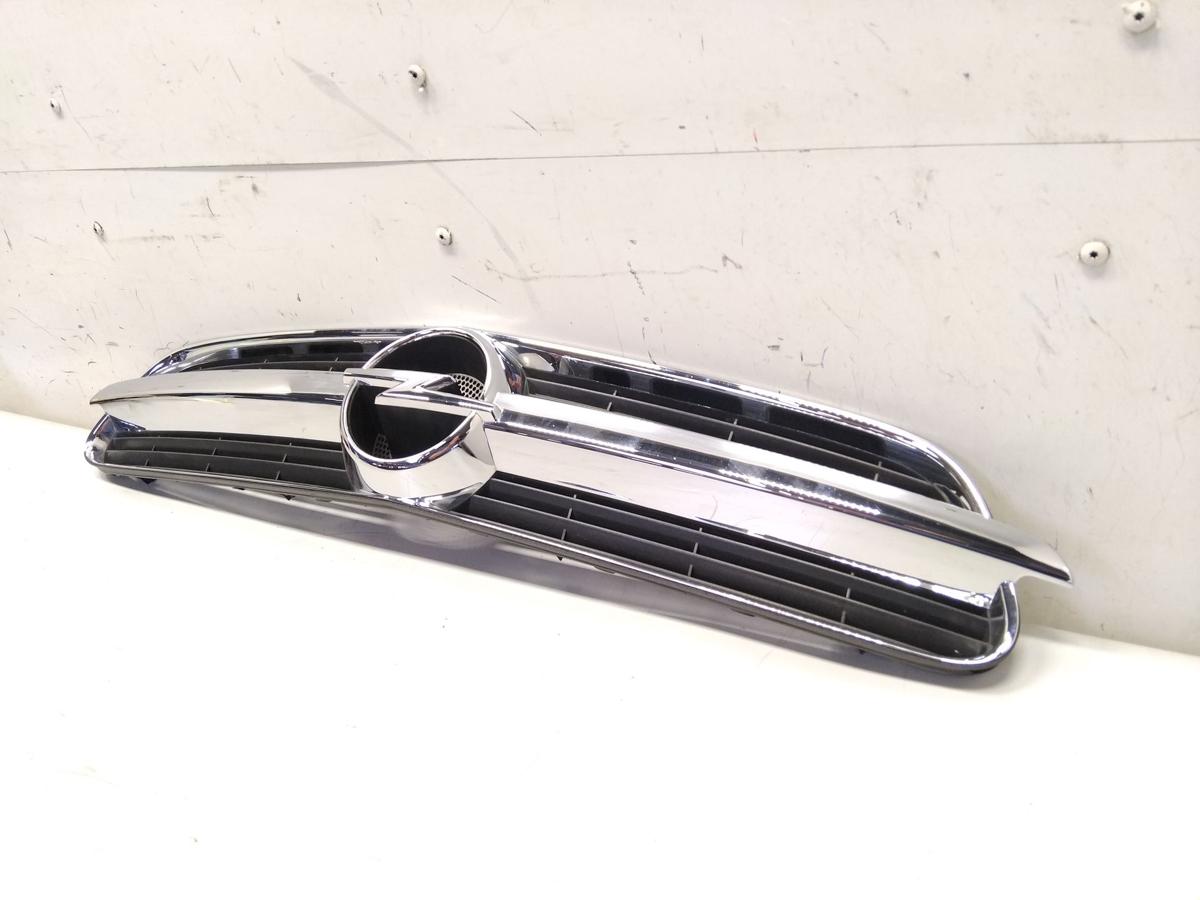 Opel Vectra C original K&uuml;hlergrill schwarz+chrom BJ2003