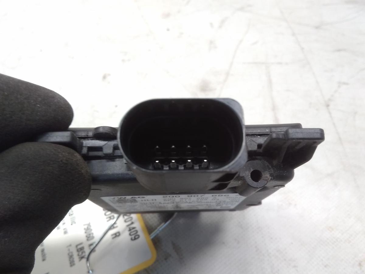 VW T-Cross 1C original Radarsensor Totwinkelsensor rechts 2Q0907686A Bj.2020