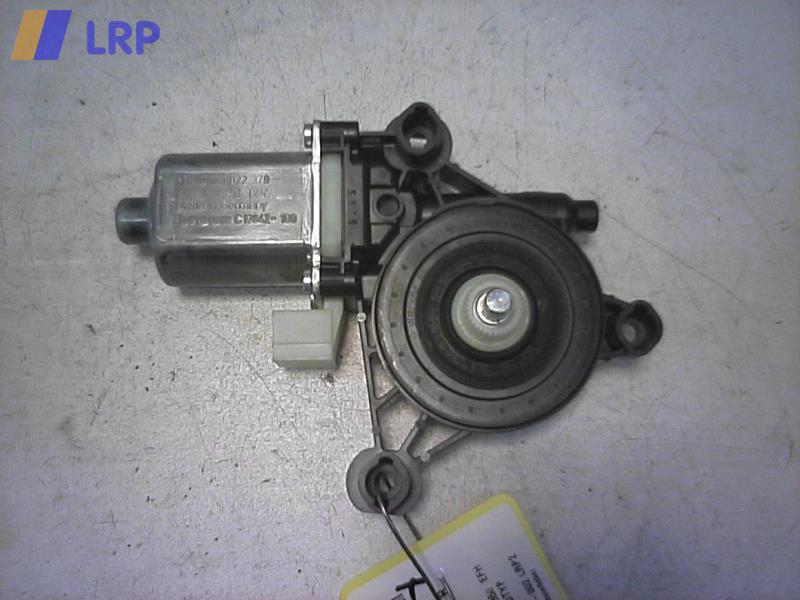 VW Golf 7 VII Variant BJ 2013,Fensterhebermotor vorn rechts,5Q0959802B