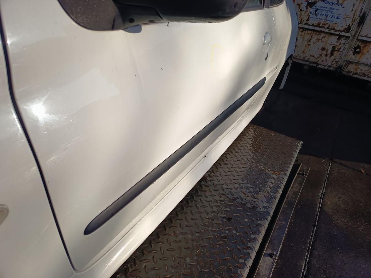 Peugeot 206+ original T&uuml;r links Fahrer EWP Polarwei&szlig; Bj 2012