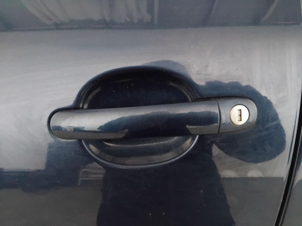 VW Golf 5 1K T&uuml;r vorn links Fahrert&uuml;r 3-t&uuml;rig LD5Q Shadow Blue Metallic BJ2008