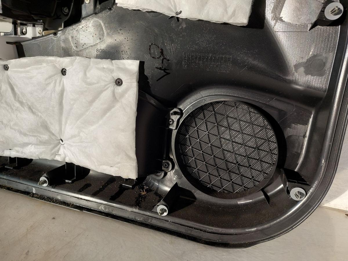 Nissan Leaf ZE1 40kWh T&uuml;rverkleidung vorn rechts Beifahrer Fensterheberschalter