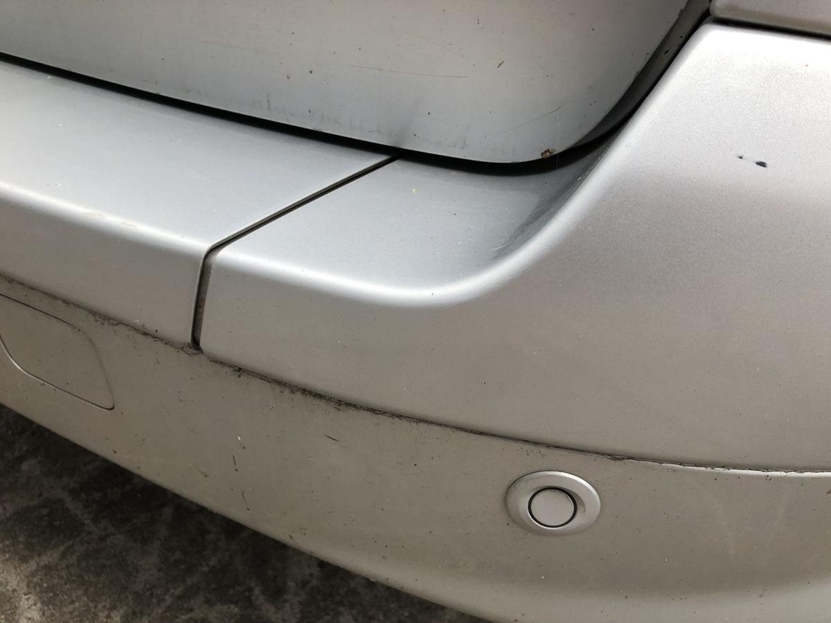 Peugeot 308 4E 4H SW Stoßfänger hinten Heckschürze mit PDC EZR Aluminium Met