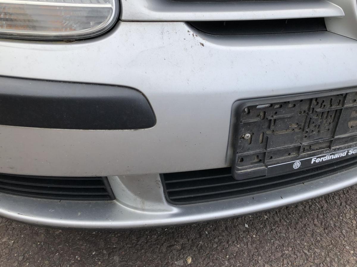 VW Golf 5 1K Sto&szlig;f&auml;nger vorn Frontsch&uuml;rze Sto&szlig;stange LA7W Reflexsilber Metallic