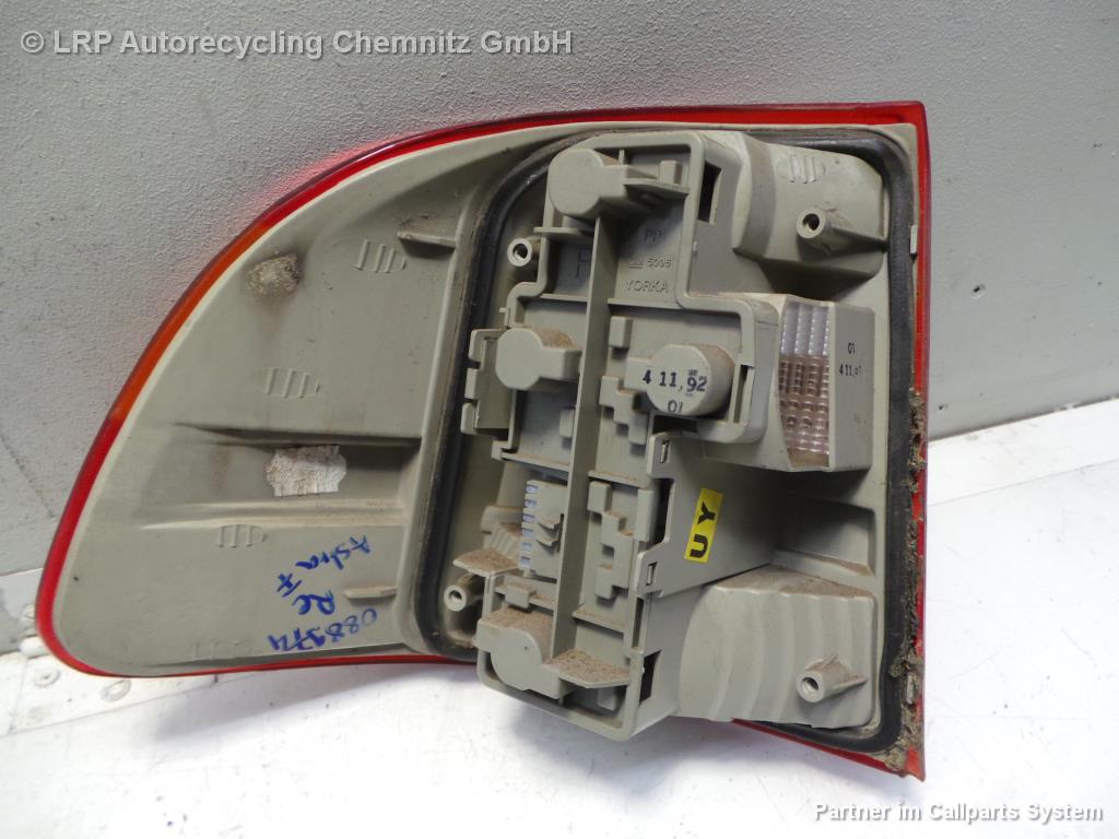 Opel Astra (F) Stufenheck Rücklicht rechts Rückleuchte Heckleuchte BJ 1992