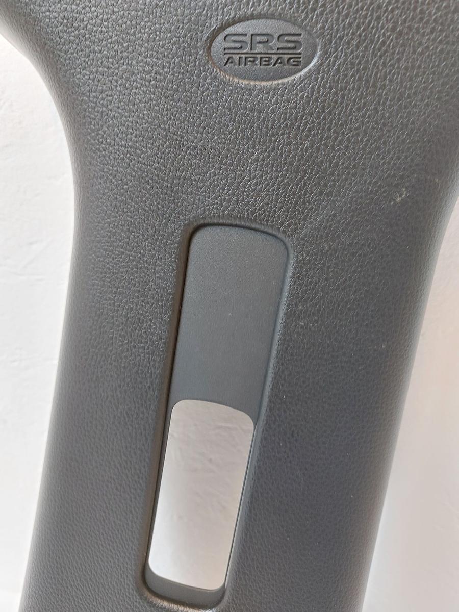 Mitsubishi Eclipse Cross GK0 ab21 Innenverkleidung B S&auml;ule rechts oben schwarz