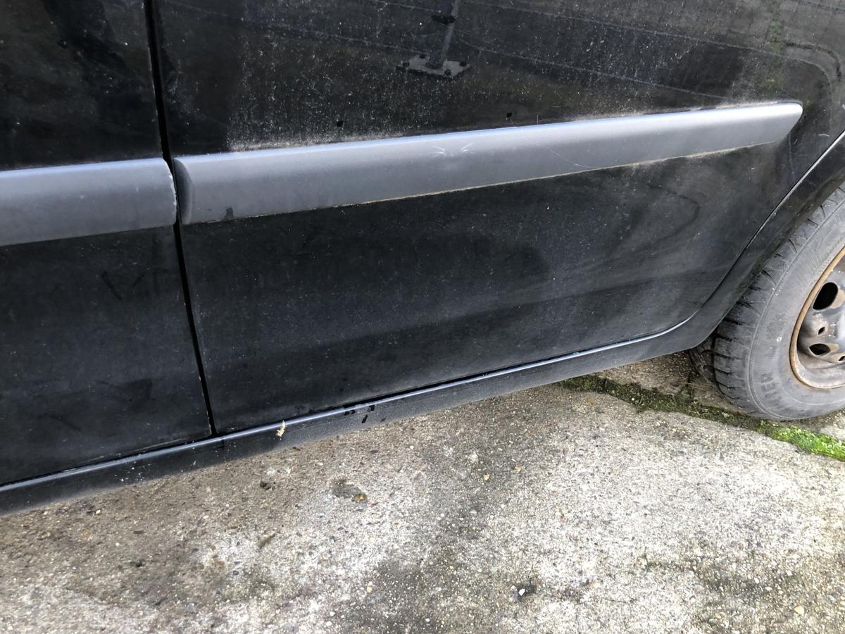 VW Polo 9N3 ab 05 T&uuml;r hinten links Fondt&uuml;r L041 Brillantschwarz Rohbau