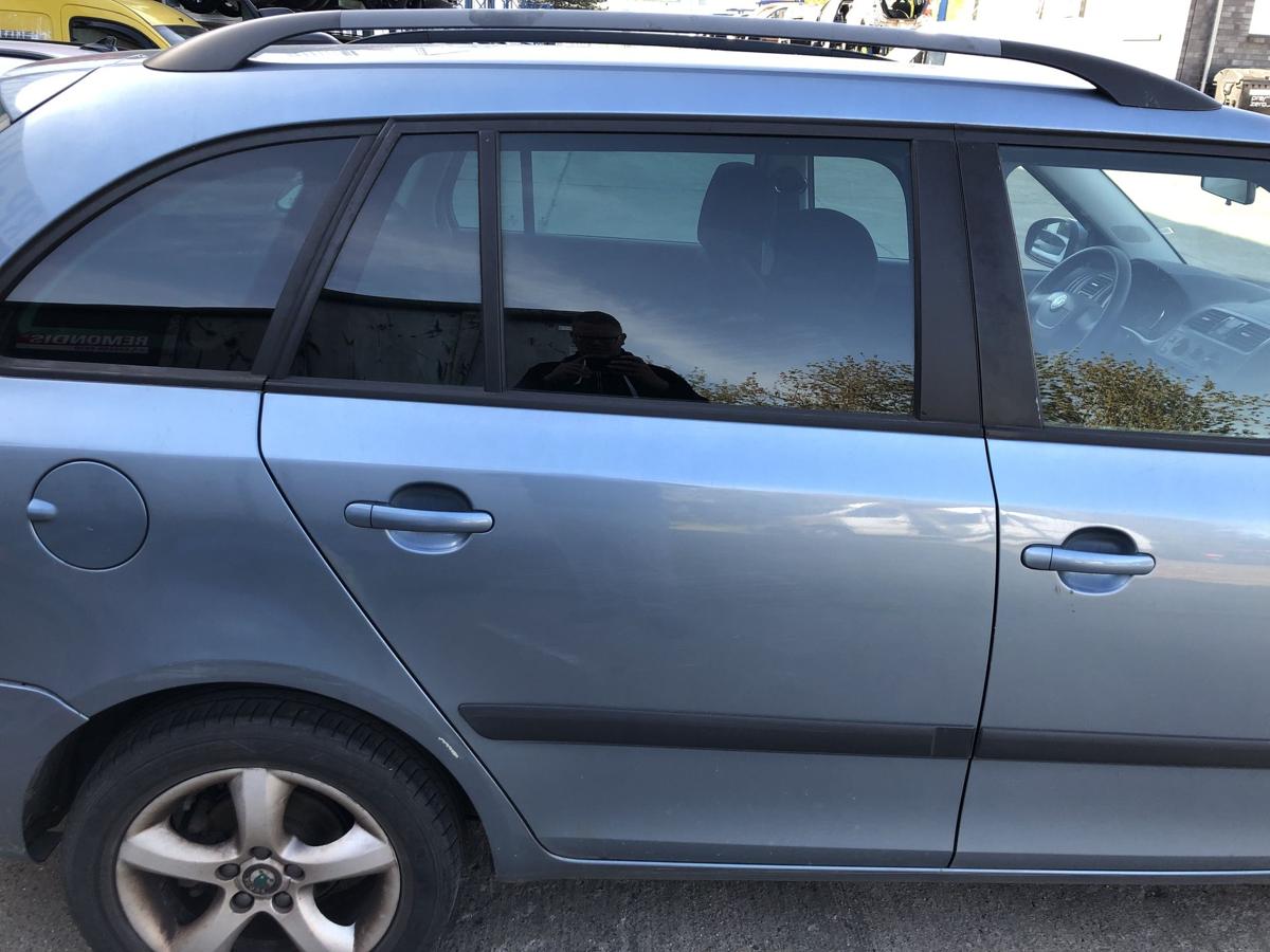 Skoda Fabia II 2 Typ 5J T&uuml;r hinten rechts Kombi im Rohbau LF5X Satin Grey 06-14