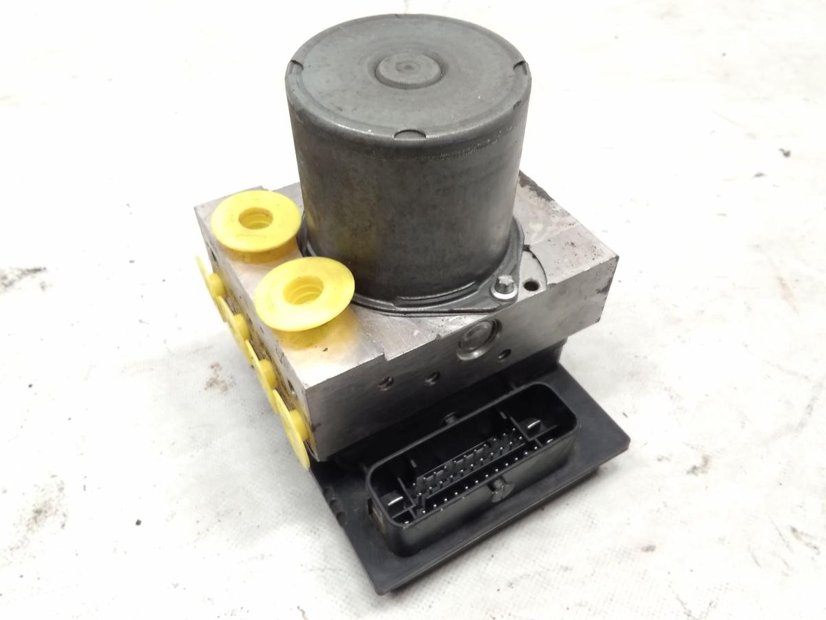 Mercedes Benz E 500 4-Matic 212 original ABS-Block Bj.2011 A2184310912