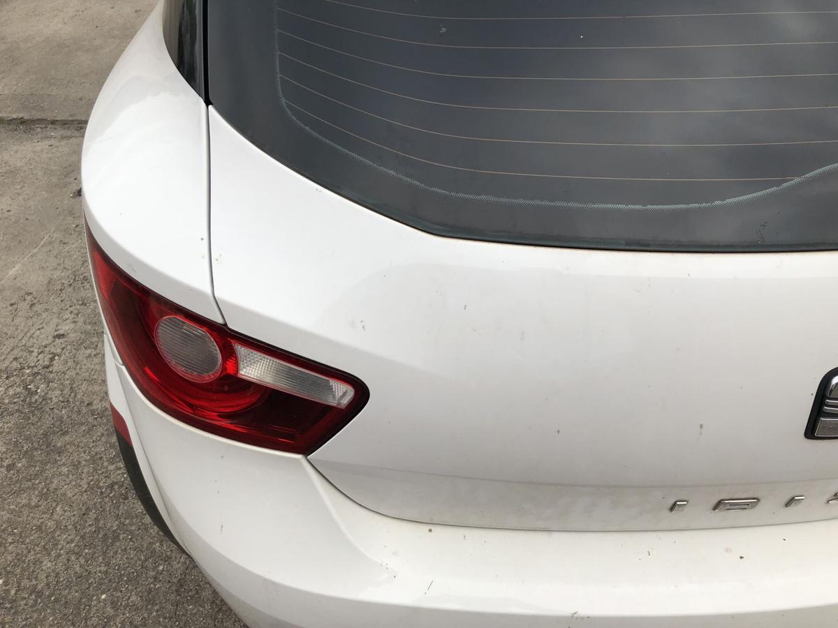 Seat Ibiza 6J Heckklappe mit Heckscheibe Kofferklappe 3 t&uuml;rer LB9A Candywei&szlig;