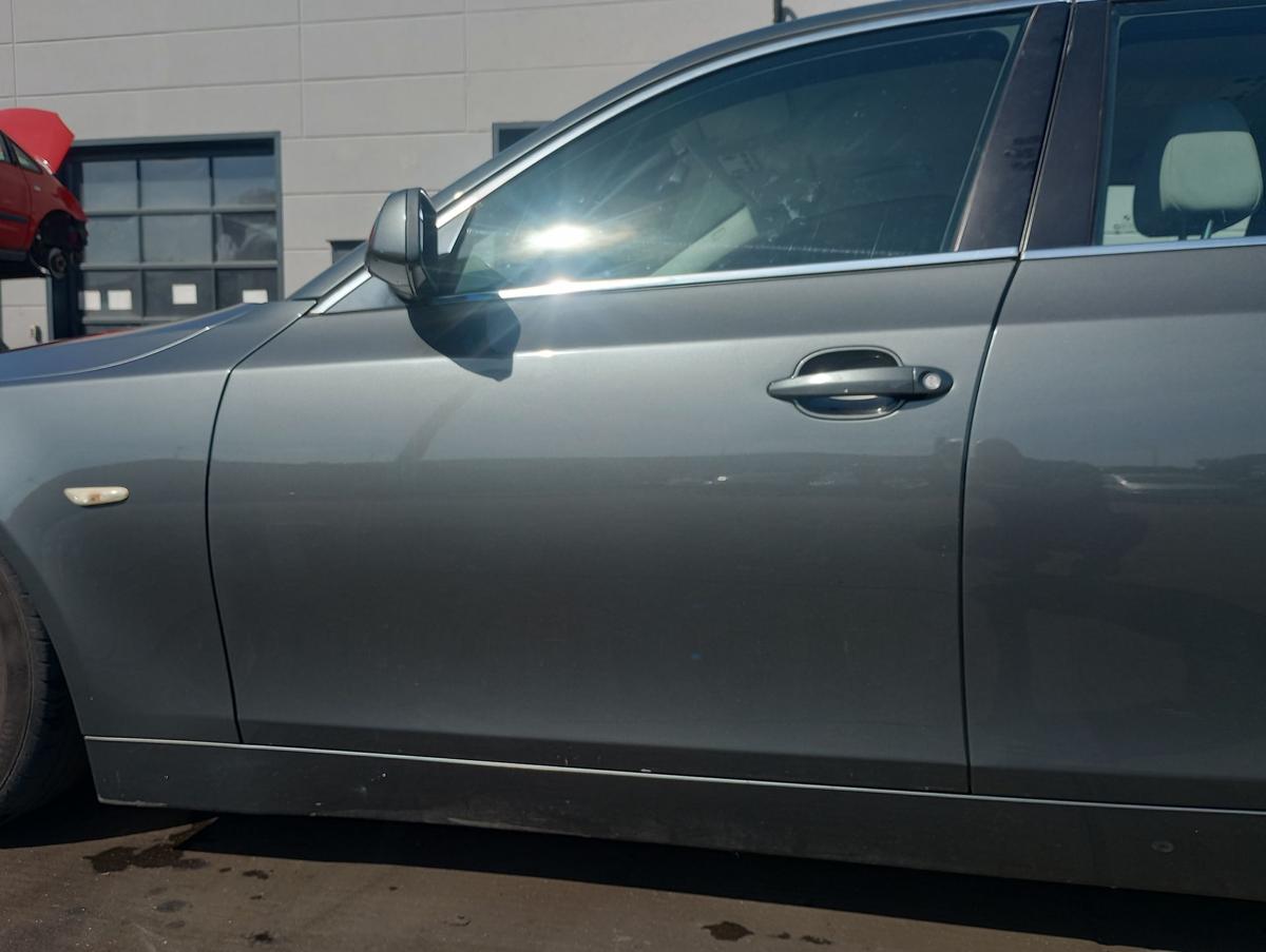 BMW 5er E60 original vorn links Fahrertür A36 Titangrau Bj 2005