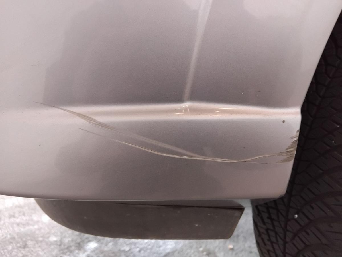 Opel Meriva A orig Sto&szlig;stange Sto&szlig;f&auml;nger vorn Facelift BJ06 4OU fliedermet Z166