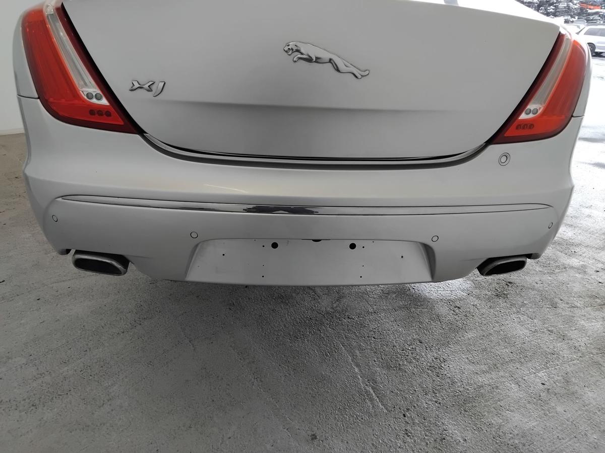 Jaguar XJ X351 original Stoßfänger Stoßstange hinten PDC Kamera BJ2011 rhodiumsilber