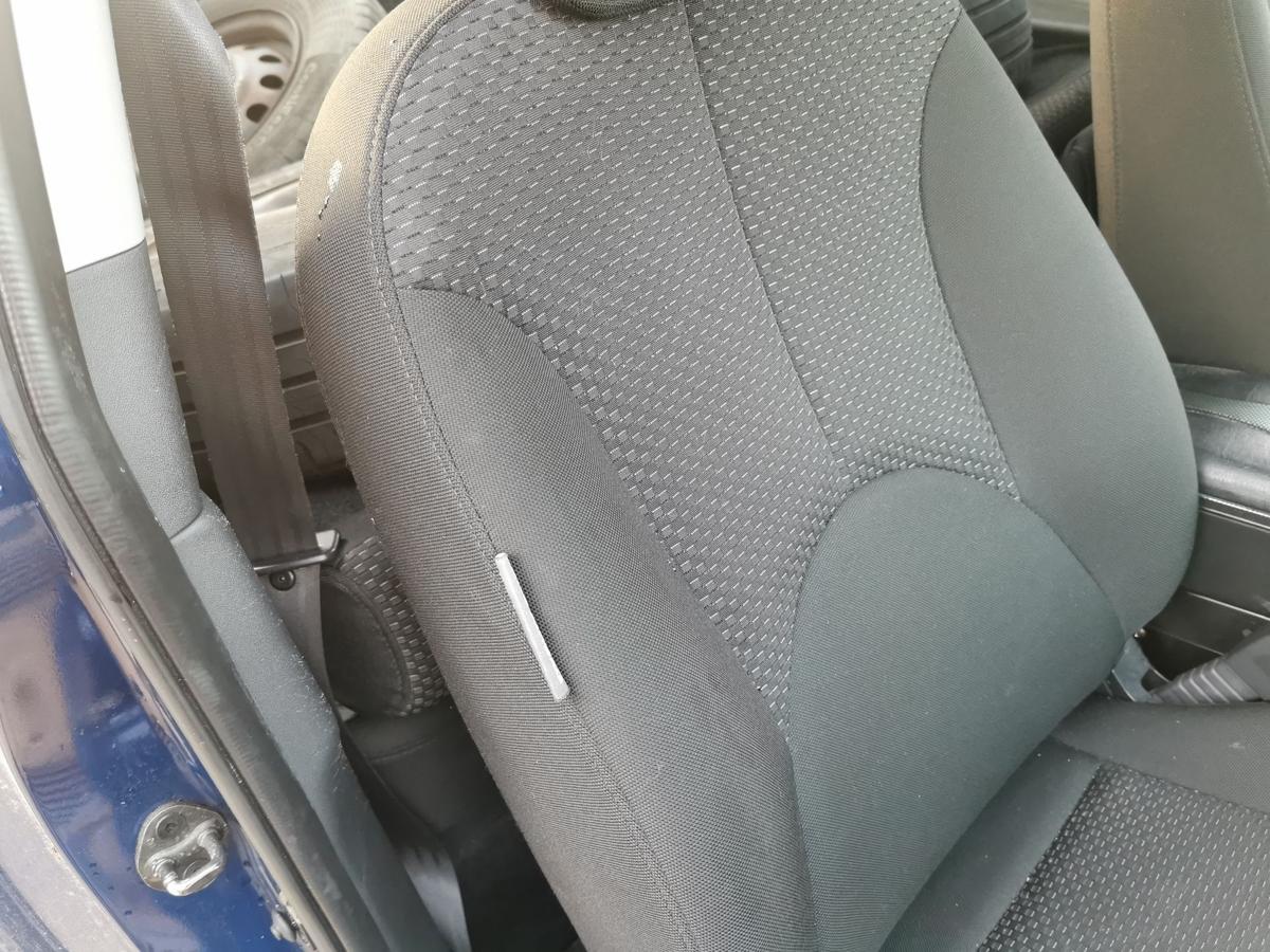 Hyundai Accent III MC Beifahrersitz Sitz Autositz Stoff vorn rechts 3 T&uuml;rer