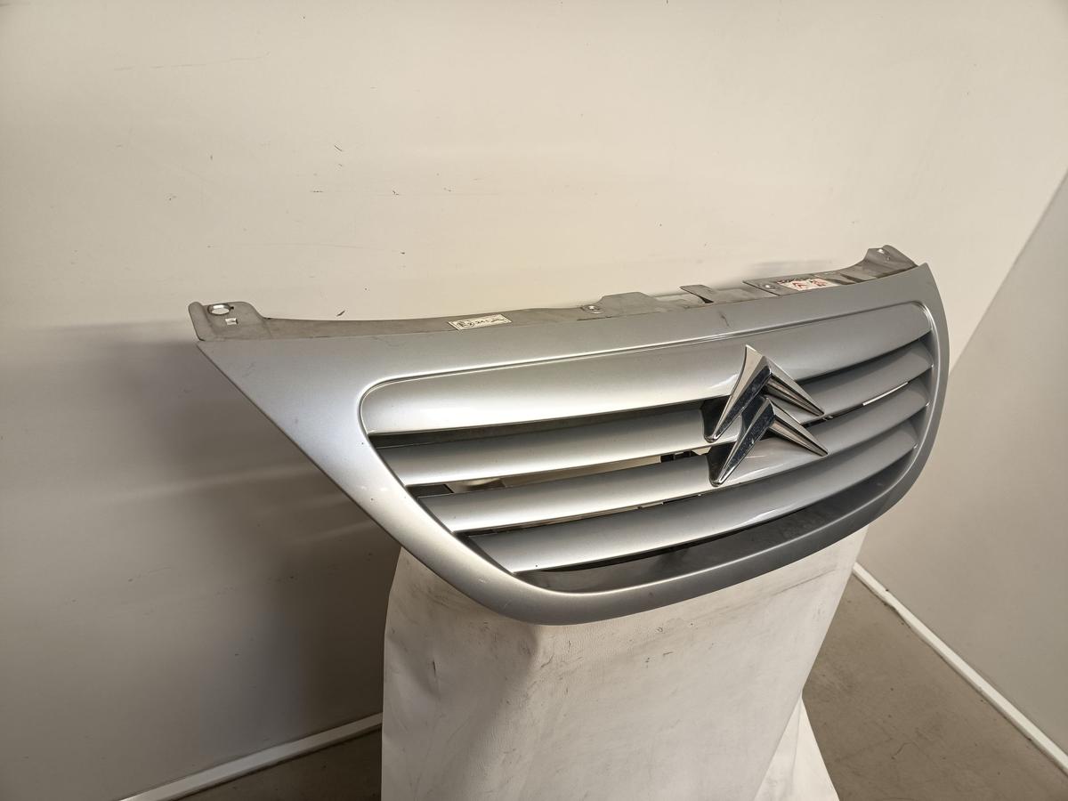 Citroen C3 F11 orig Kühlergrill Grill Frontgrill Bj 2003