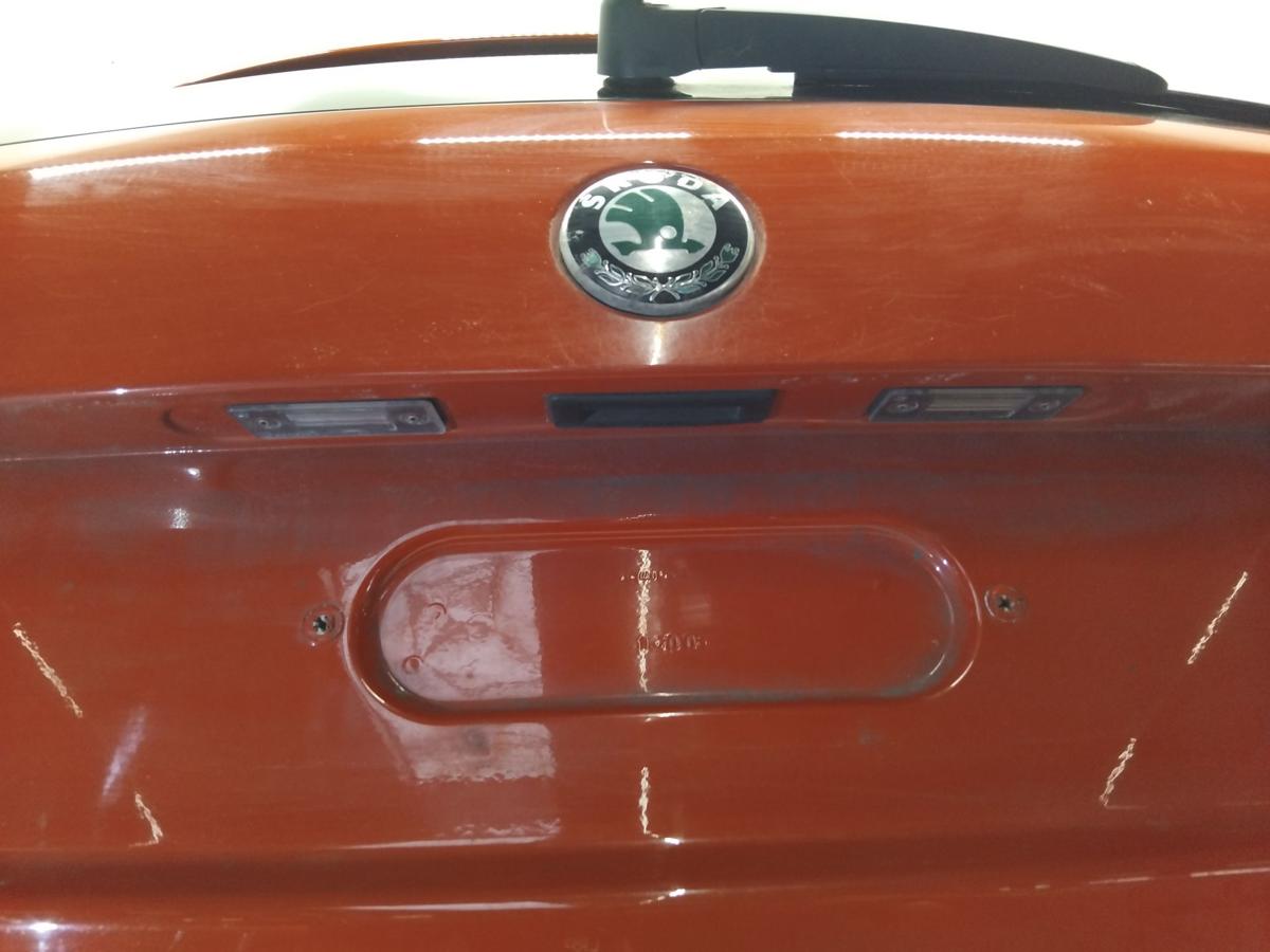 Skoda Fabia 2 Kombi 5J Heckklappe coridarot LF3K mit Heckscheibe Bj.2008