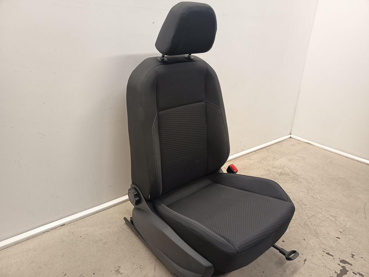 VW Polo VI AW orig Sitz vorn rechts Beifahrerseite Titanschwarz Quarz Bj 2021