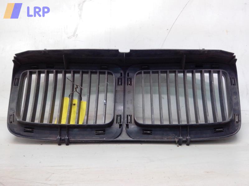 GRILL MITTE; Grill M; 730I-750IL; E32 AB 09/86; 51131964863;