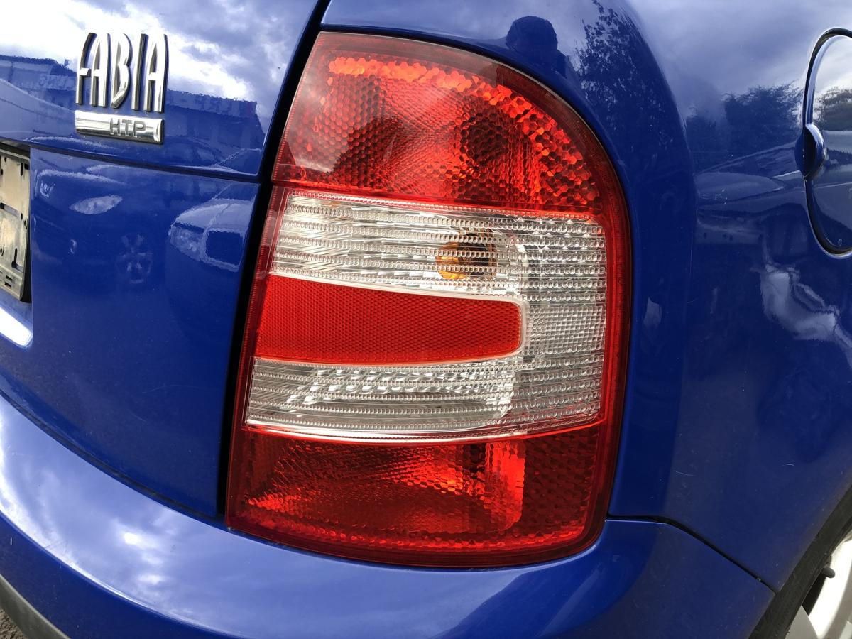 Skoda Fabia 6Y R&uuml;ckleuchte rechts R&uuml;cklicht Heckleuchte 5-t&uuml;rer ab 2004