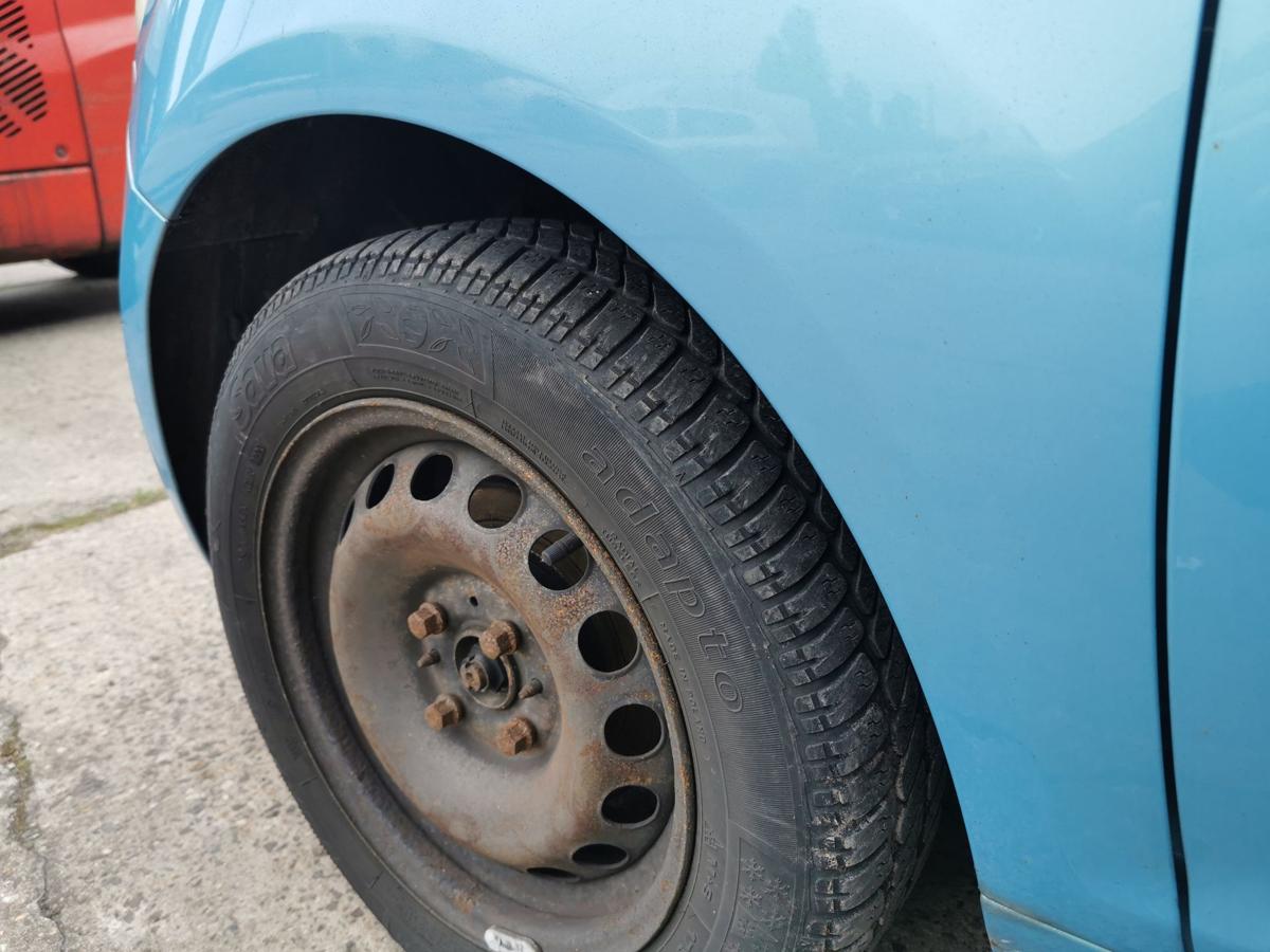Ford KA RU8 Kotflügel Fender Seitenwand vorn links Scuba Blau KRATZER