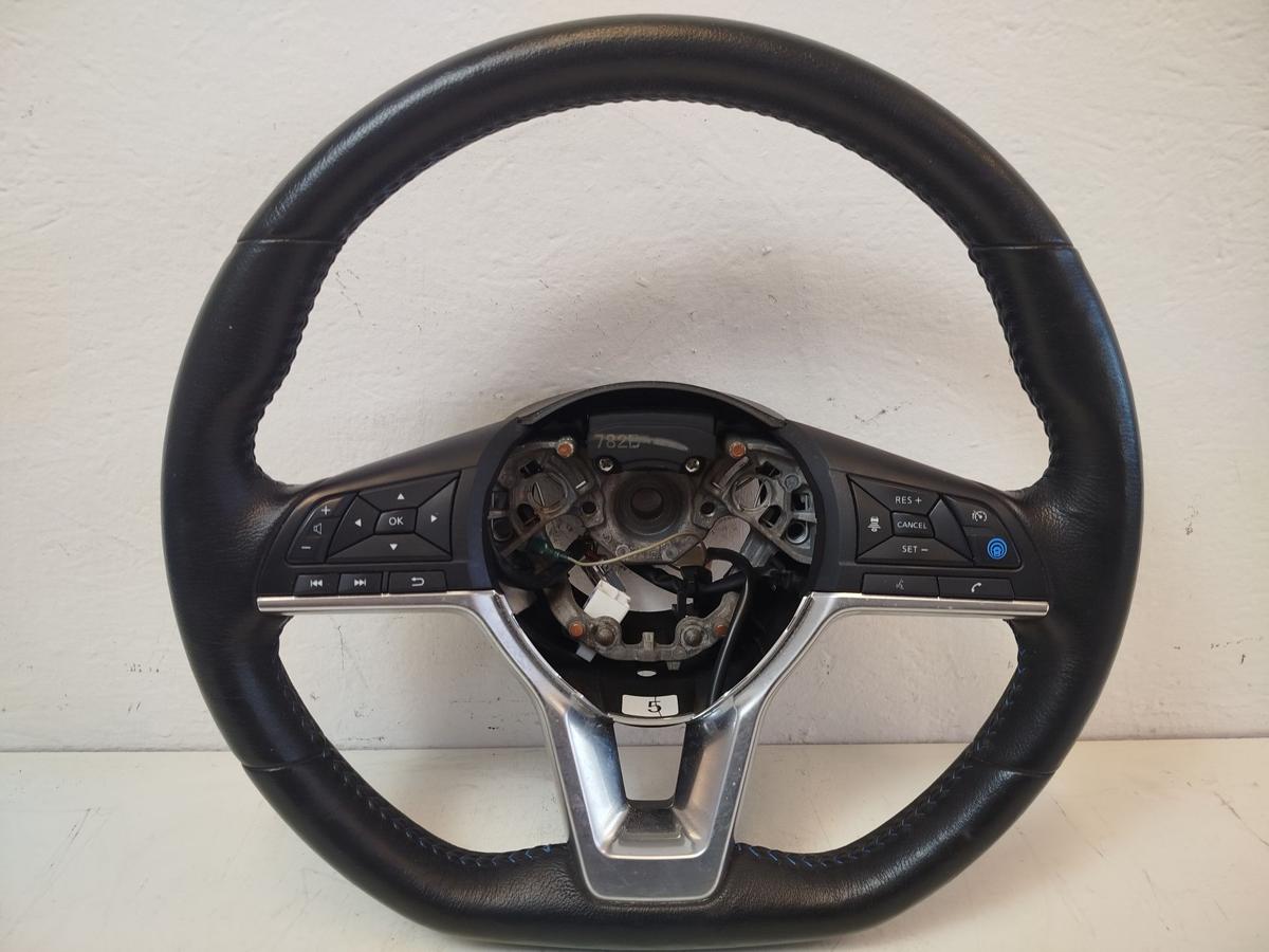 Nissan Leaf ZE1 40kWh Lederlenkrad Lenkrad 3 Speichen mit Mufu und Heizbar OEM