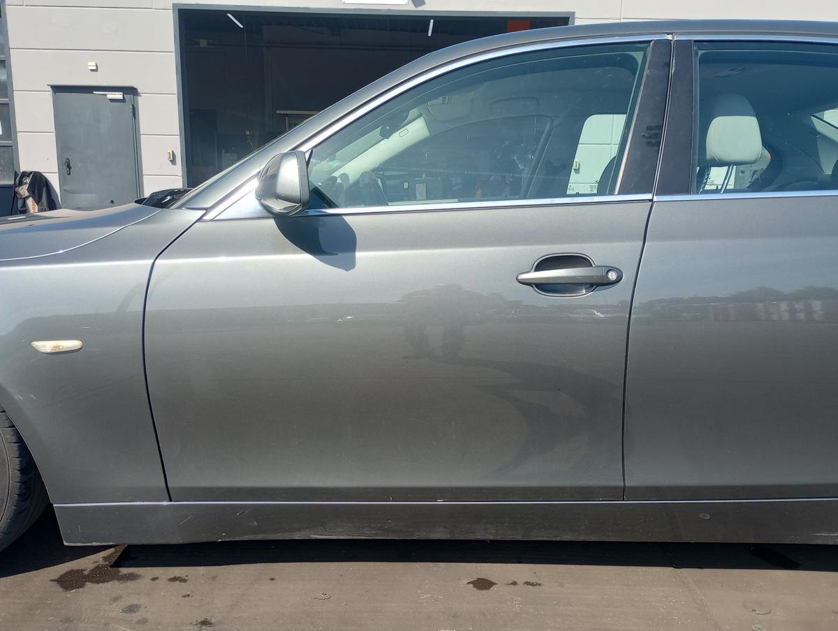BMW 5er E60 original vorn links Fahrertür A36 Titangrau Bj 2005