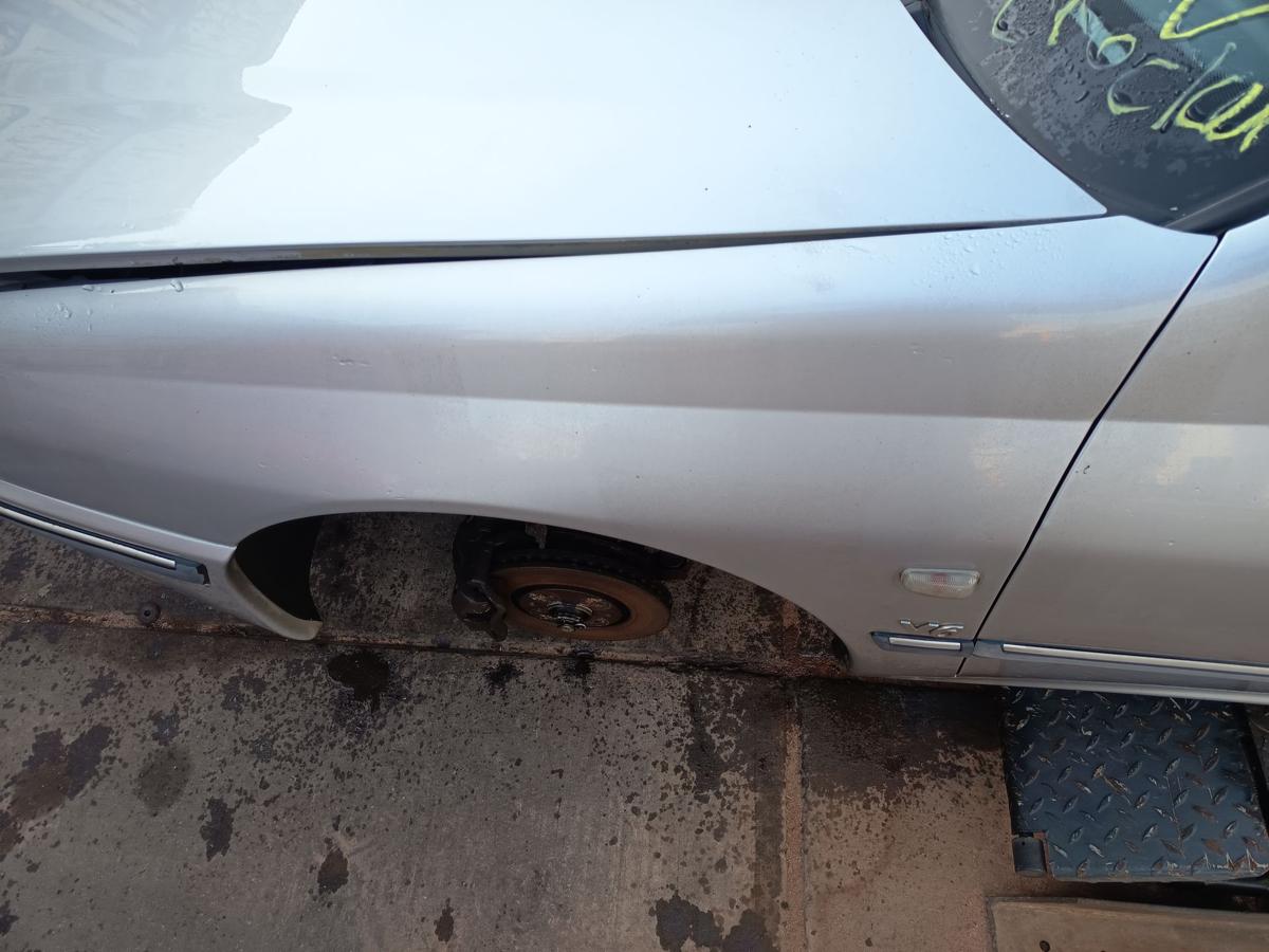 Peugeot 406 original Kotfl&uuml;gel links Seitenteil EYC Quarzgrau Bj 2003