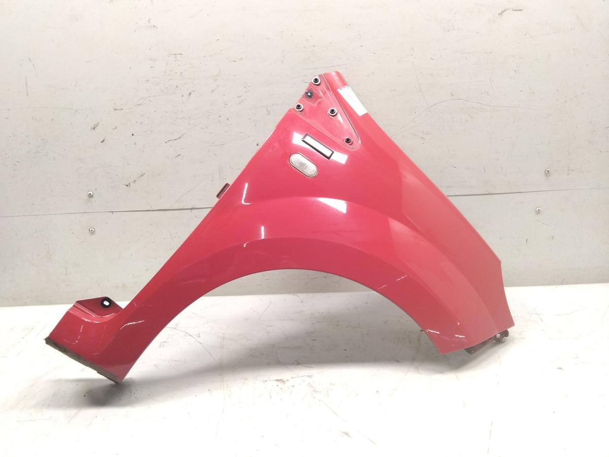 Renault Twingo 2 original Kotfl&uuml;gel vorn rechts rot uni BJ2012