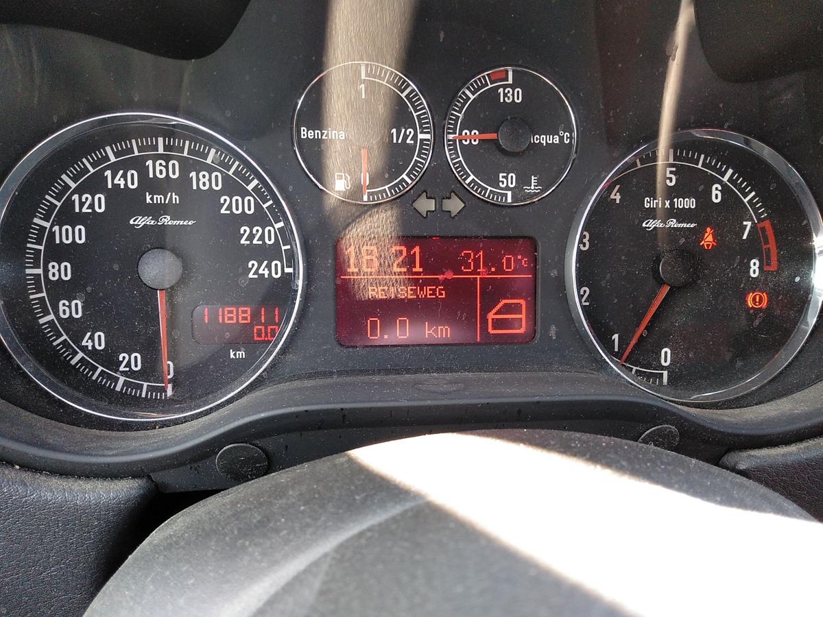 Motor AR37203 1.6 TwinSpark 77kw Laufleistung 118811km Alfa Romeo 147 Bj.2005