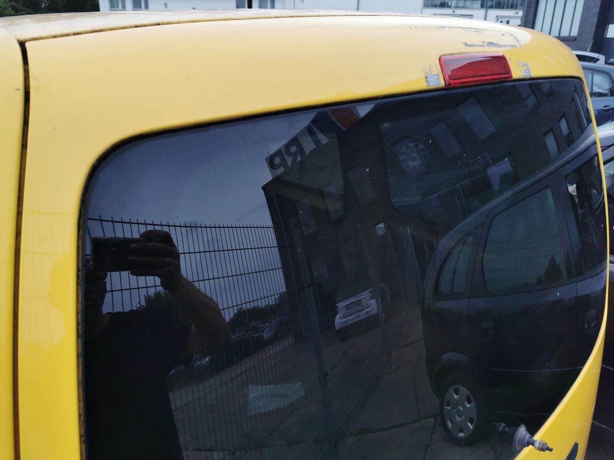 VW Caddy 2K Heckklappe Klappe Deckel hinten mit Scheibe ginstergelb R132 TEXT
