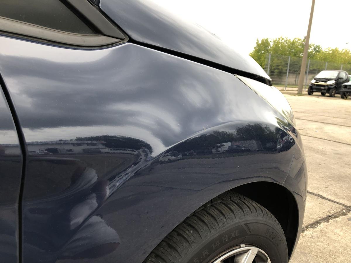 Ford Fiesta JA8 Kotflügel vorn rechts Beifahrerseite Blazer Blau