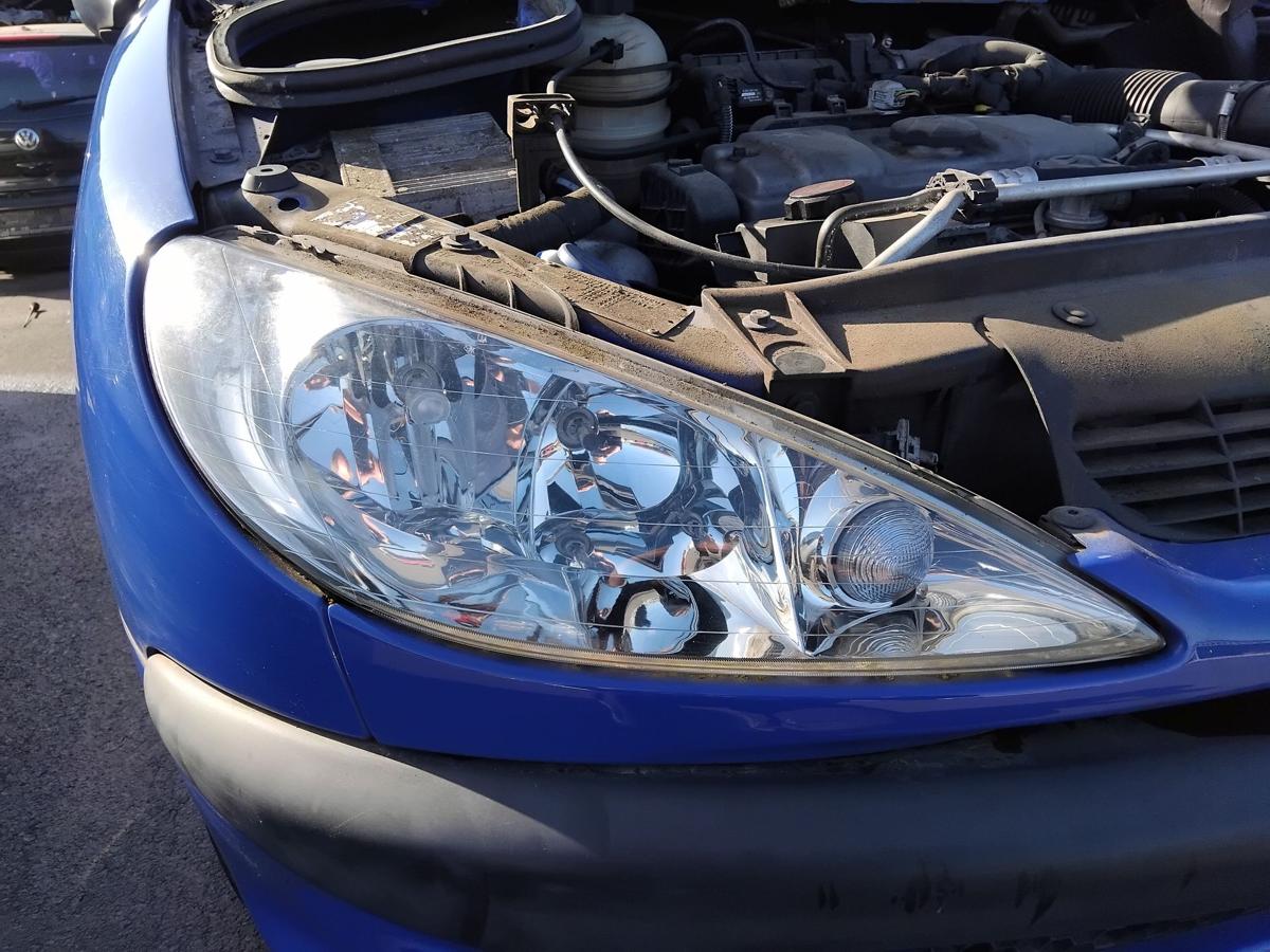 Peugeot 206 original Scheinwerfer vorn rechts Facelift Halogen mit LWR BJ2005