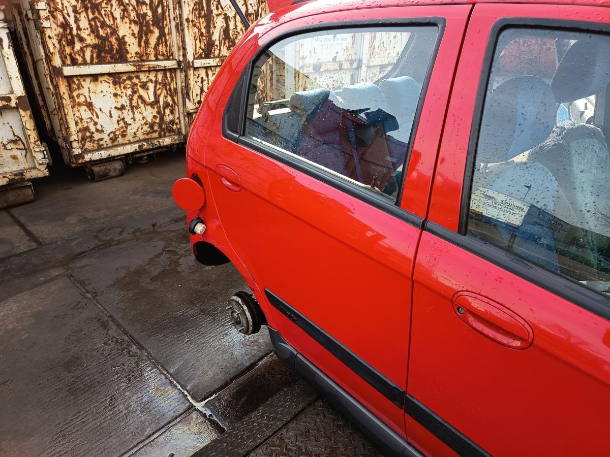Chevrolet Matiz M200 original T&uuml;r hinten rechts Fond 71U Super red Bj 2009
