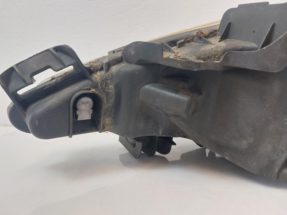 Peugeot 207SW Scheinwerfer Frontscheinwerfer Hauptscheinwerefr vorn rechts