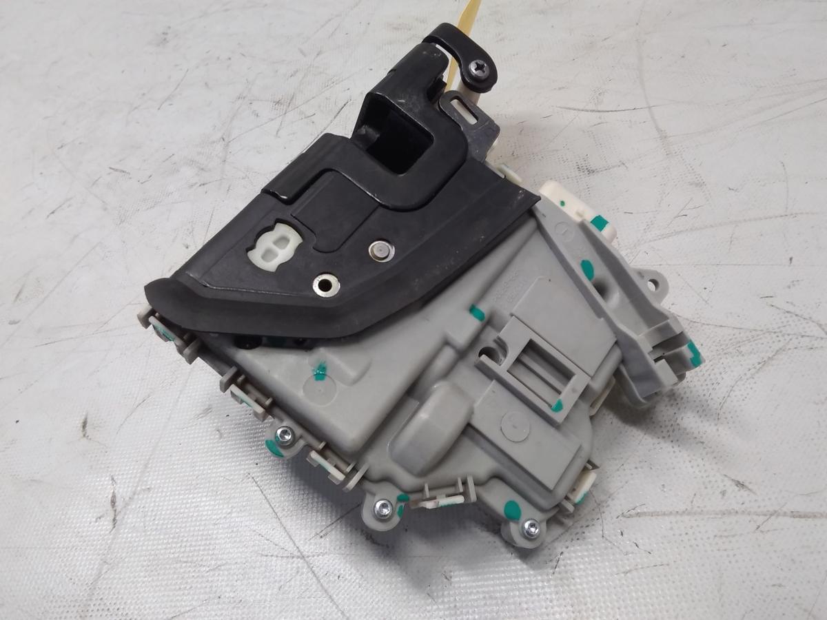 Audi A4 8K B8 original Türschloß vorn rechts mit Zentralverriegelung Bj.2010