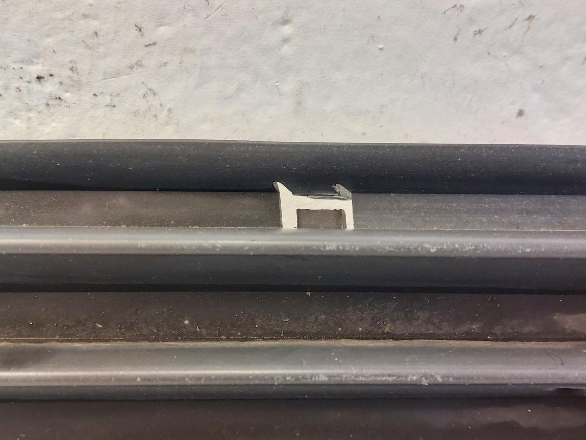 VW Passat 3BG B5 Lüftungsgitter Gitter Abdeckung Stossfänger vorn links für NSW