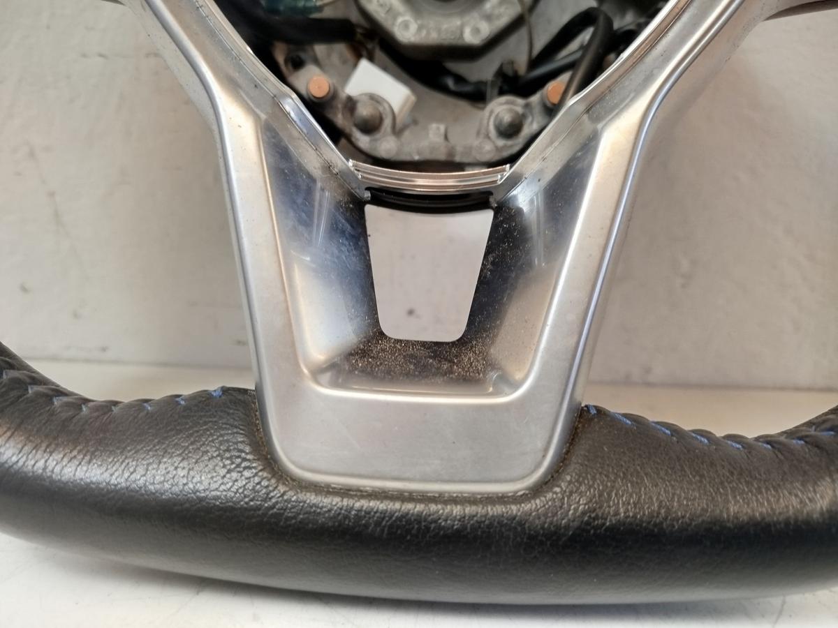 Nissan Leaf ZE1 40kWh Lederlenkrad Lenkrad 3 Speichen mit Mufu und Heizbar OEM