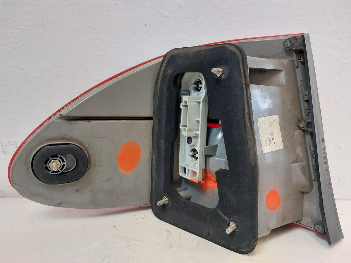 Mercedes E Klasse Kombi S211 R&uuml;ckleuchte Schlussleuchte aussen rechts R&uuml;cklicht