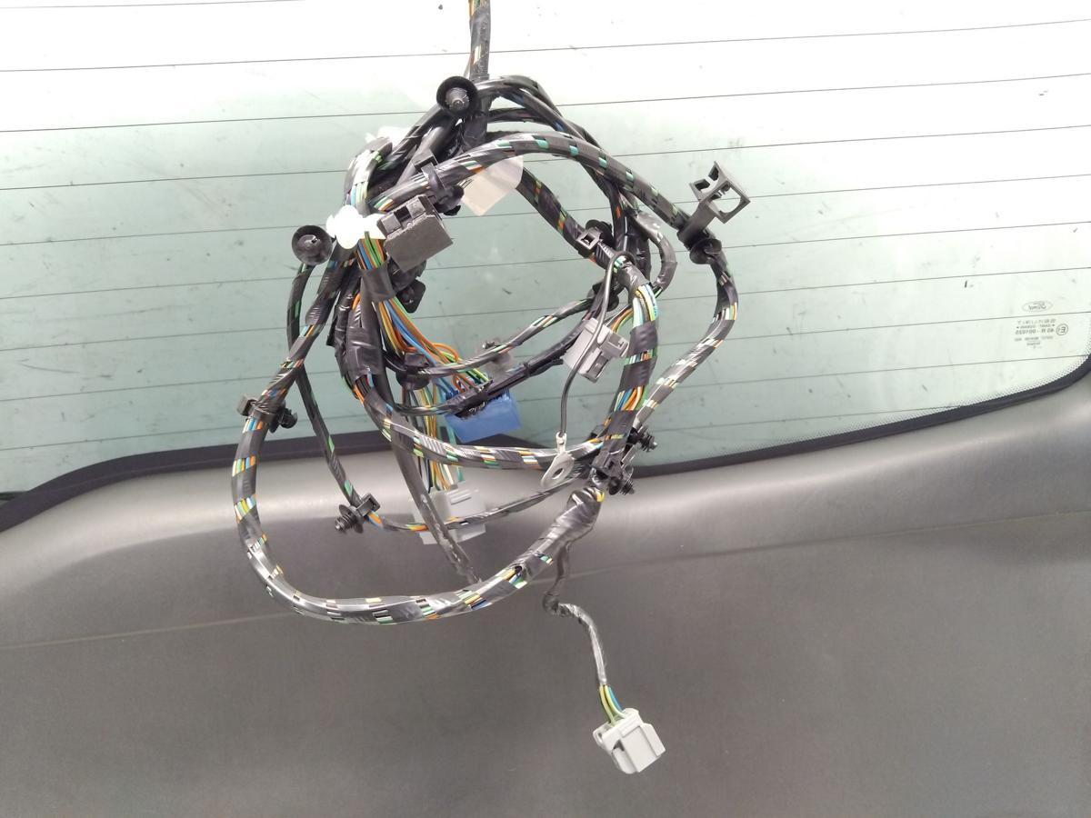 Ford Focus 1 Turnier Heckklappe polarsilbermetallic mit Heckscheibe BJ2003 Kombi