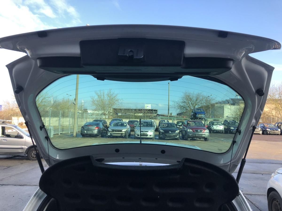 Seat Ibiza 6J Heckklappe mit Heckscheibe nur f&uuml;r 3 t&uuml;rer LB9A Candywei&szlig;