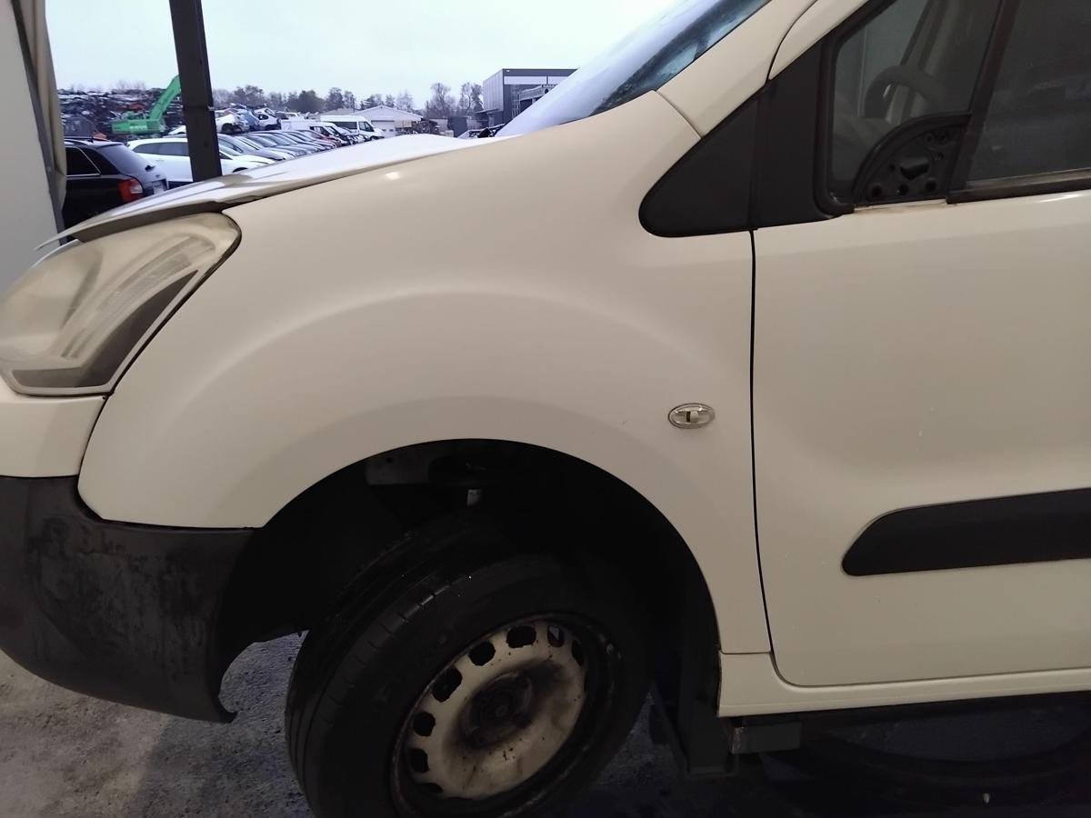 Citroen Berlingo 2 B9 original Kotfl&uuml;gel vorn links BJ2015 M&auml;ngel