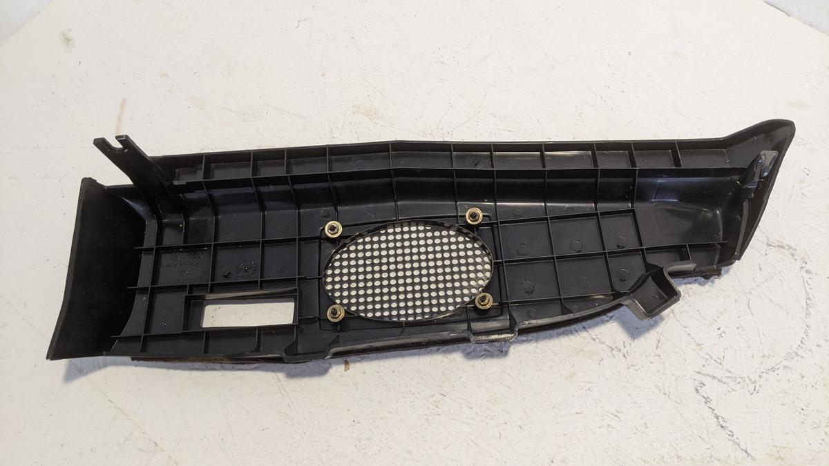 Halter Auflage Hutablage rechts Verkleidung Kofferraum VW Golf 2 GT Special